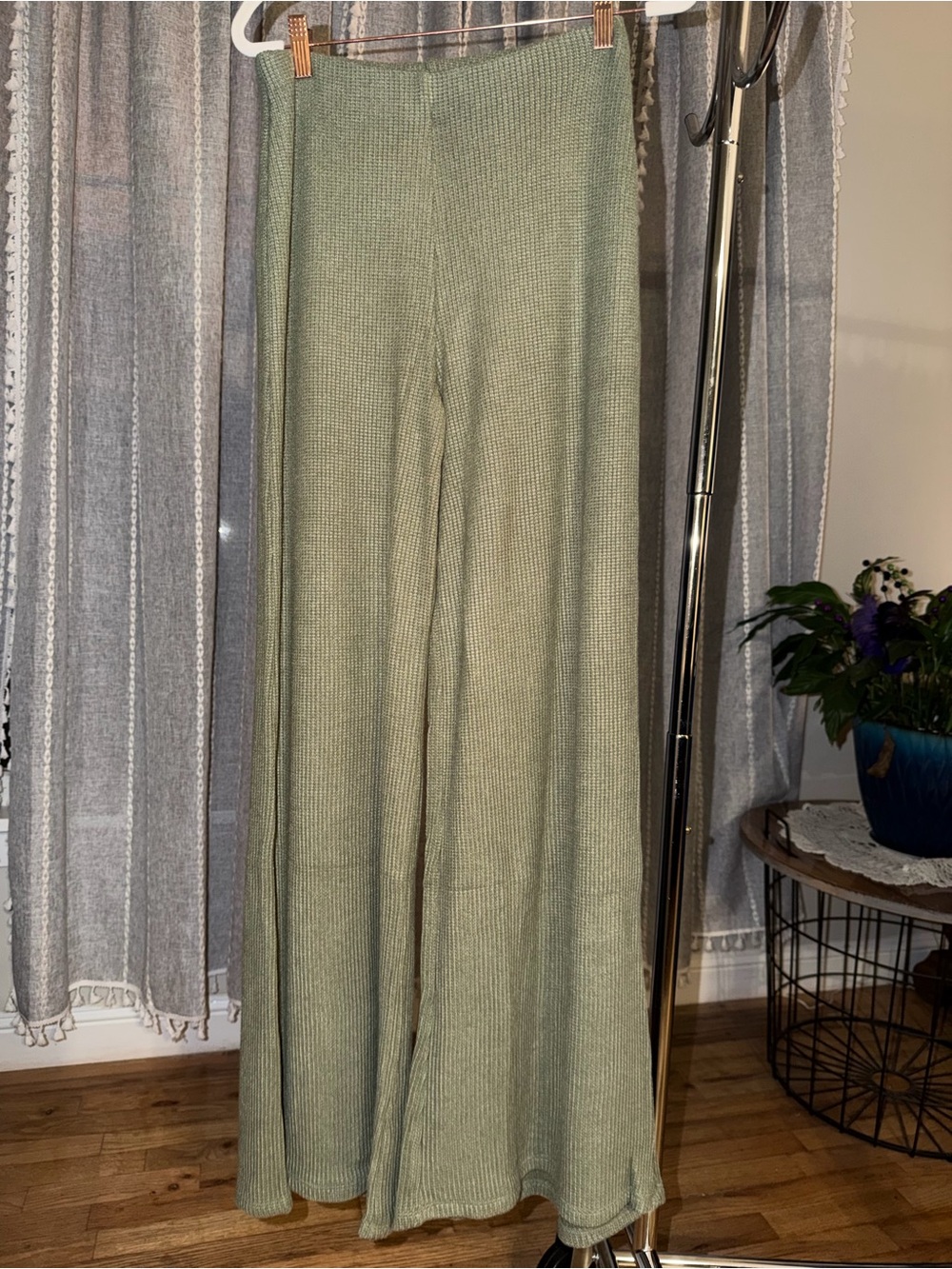 New! Zenana Outfitters Olive wide flare Leg Knit Trousers